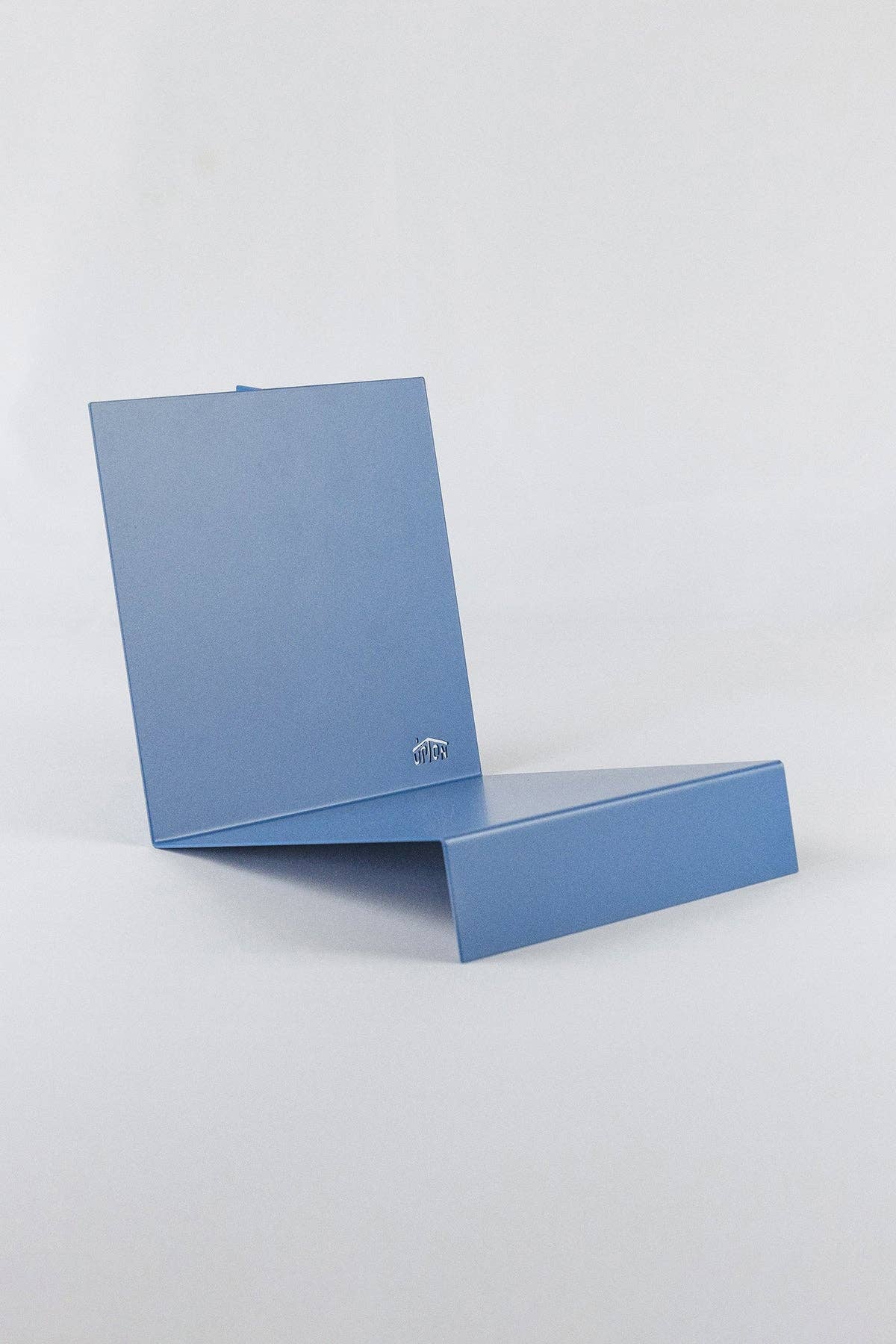 LP Queue Stand
